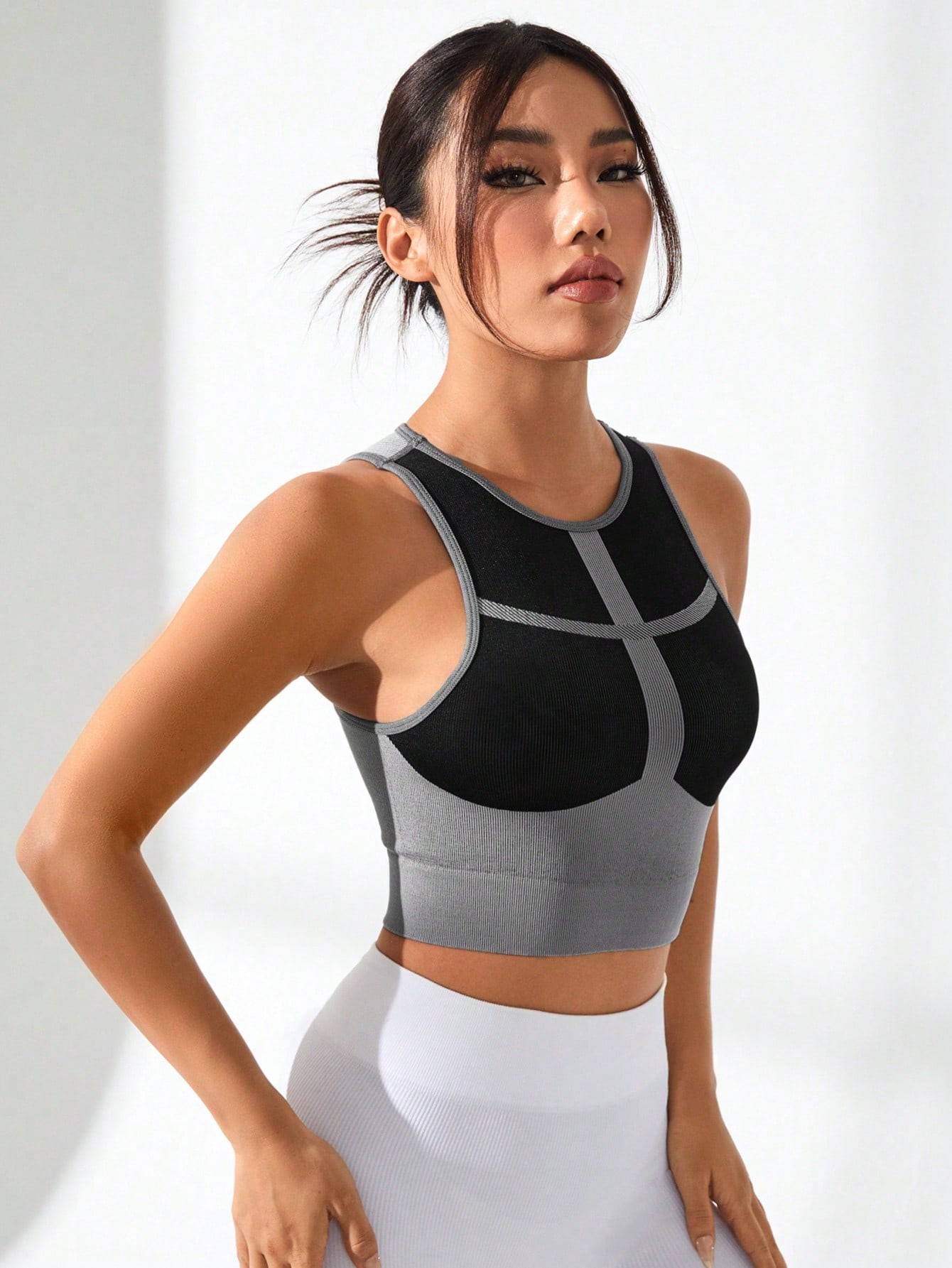 توب نسائي قصير مضلع بخطوط متقا - مراجعة Tank Top Ribbed وسعره